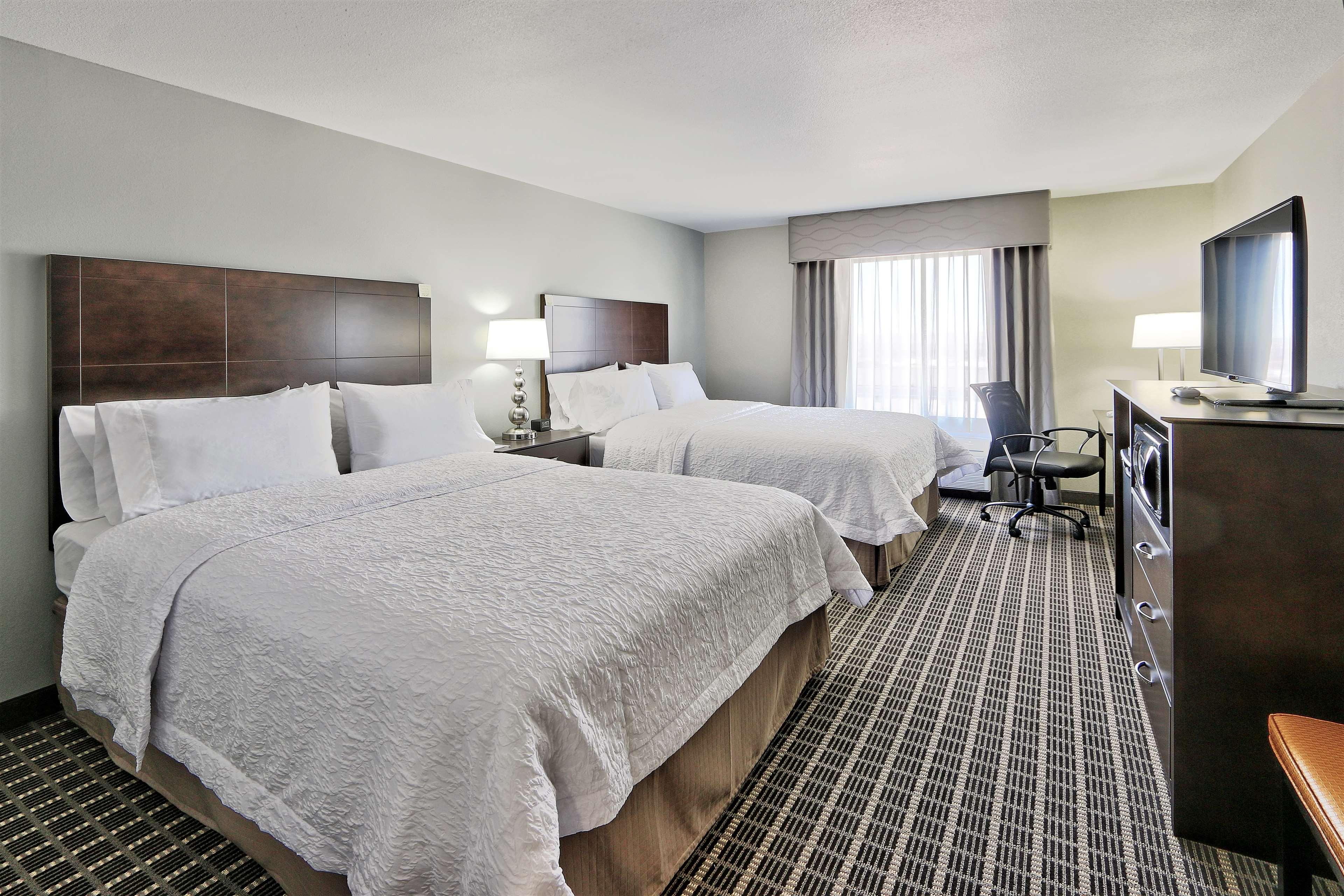 Hampton Inn & Suites Albuquerque Airport Экстерьер фото