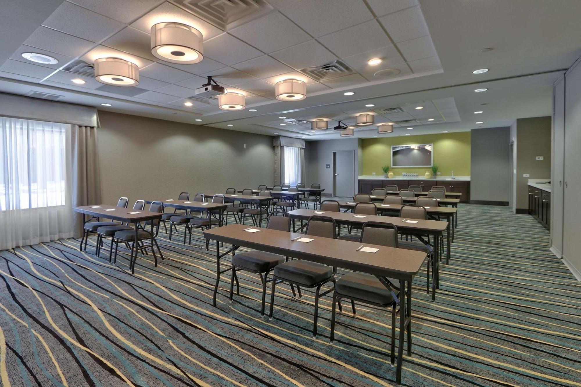 Hampton Inn & Suites Albuquerque Airport Экстерьер фото